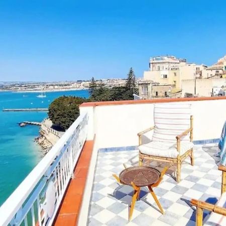 Terrazza Sul Mare Attico "Alfeo E Aretusa" 锡拉库扎 外观 照片